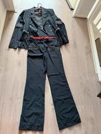 Zip73 zwart pak met rode details maat l/xl, Kleding | Dames, Jasjes, Kostuums en Pakken, Ophalen of Verzenden, Zo goed als nieuw