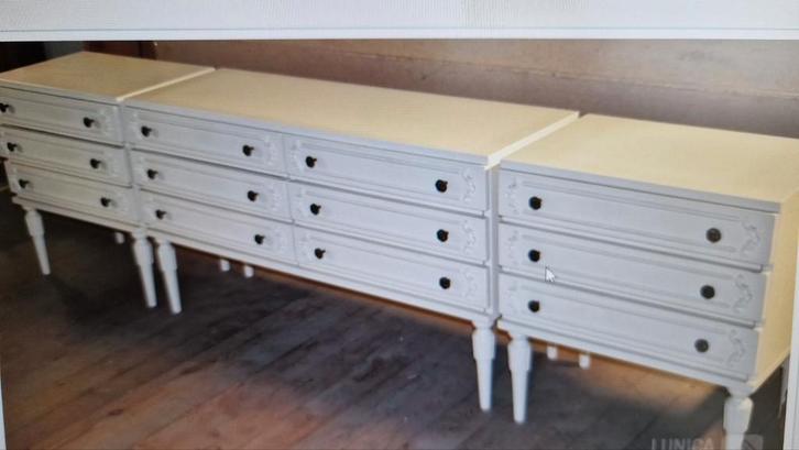 Brocante gebroken witte ladekasten slaapkamer, Huis en Inrichting, Slaapkamer | Nachtkastjes, Gebruikt, 70 cm of meer, 65 cm of meer