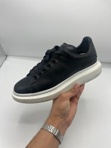 Alexander mcqueen EU 42 beschikbaar voor biedingen