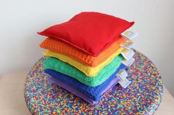Sensorische pittenzakken | Regenboog | Stapel | Cadeau beschikbaar voor biedingen