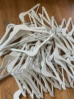 Kleding hangers, Kleding | Dames, Kledinghangers, Ophalen, Zo goed als nieuw, Hout