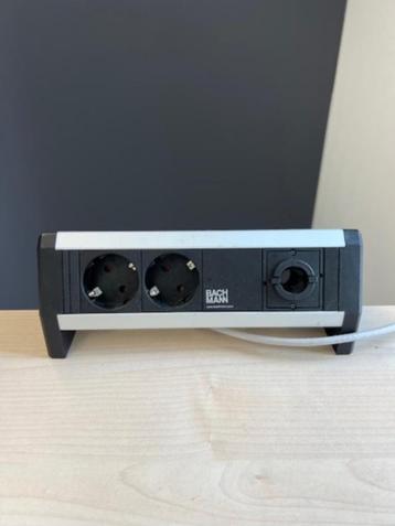 Kinnarps Zit-sta bureau met BachMann stopcontact, 6 stuks - afbeelding 11