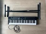 Arturia KeyLab Essential 61 + standaard + pedaal, Muziek en Instrumenten, Midi-apparatuur, Ophalen, Zo goed als nieuw