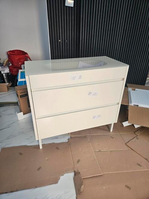 Wastafelmeubel wit/beige met kraan afvoerplug en sifon, Huis en Inrichting, Badkamer | Badkamermeubels, Nieuw, Wasbak of Wastafel