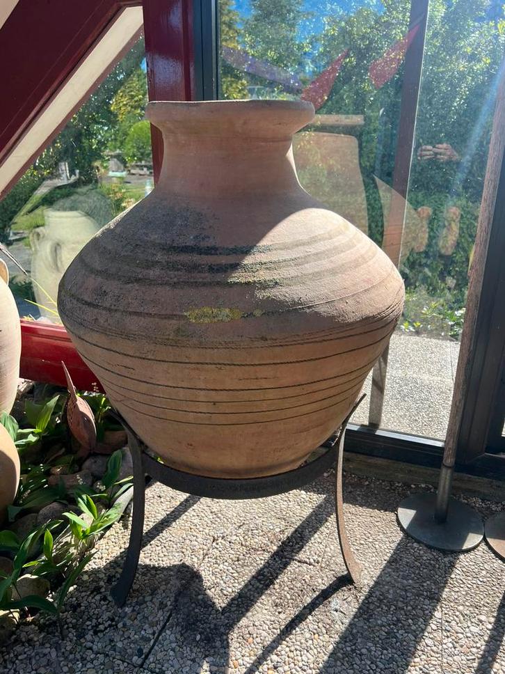 Grote GRIEKSE OLIJFOLIE KRUIK Aardewerk Terracotta Onderstel, Tuin en Terras, Tuinvazen, Gebruikt, Ophalen