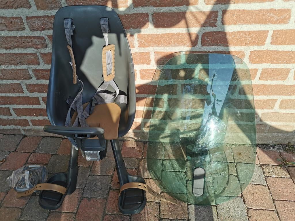 Bobike Urban Iki Voorzitje + Windscherm, Fietsen en Brommers, Fietsaccessoires | Fietsstoeltjes, Gebruikt, Voorzitje, 9 t/m 18 kg