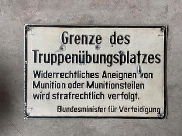 Mancave bord - sign - militaria - DDR beschikbaar voor biedingen
