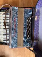 Oude Accordeon, Muziek en Instrumenten, Accordeons, Overige merken, Gebruikt, 80-bas, Met riemen