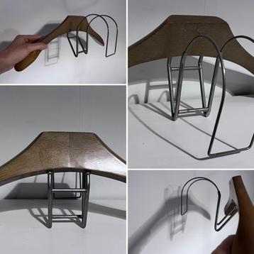 Houten kledinghanger voor aan autostoel hoofdsteun beschikbaar voor biedingen