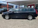 Volvo V70 2.0 T5 241pk AUT. Volvo Dealer onderhouden, Auto's, Euro 5, 4 cilinders, Zwart, Geïmporteerd