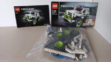 Lego Technic Politie Onderscheppingsvoertuig beschikbaar voor biedingen