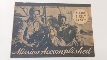 Tweede Wereldoorlog USA Boekje Mission Accomplished 1945 beschikbaar voor biedingen