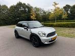 Mini Countryman Cooper - leder, panoramadak, xenon, Auto's, Mini, Voorwielaandrijving, Zwart, 122 pk, Particulier