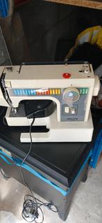 Naaimachine, Hobby en Vrije tijd, Naaimachines en Toebehoren, Ophalen, Zo goed als nieuw, Overige merken