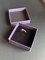 Lucardi zilveren ring met zirkonia, Sieraden, Tassen en Uiterlijk, Ringen, Overige materialen, Ophalen of Verzenden, Dame, Zilver