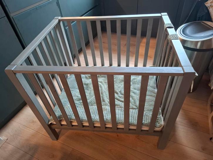 Baby box inclusief boxkleed en speelgoedzak, Kinderen en Baby's, Boxen, Gebruikt, Rechthoekig, In hoogte verstelbaar, Boxkleed