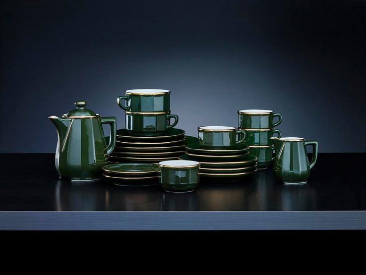 Apilco Floria Vert Imperiale Groen met gouden rand, Antiek en Kunst, Antiek | Servies compleet, Ophalen of Verzenden