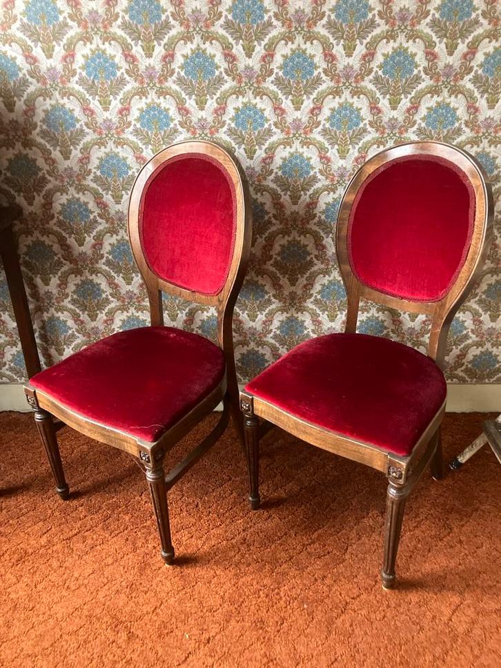 Antieke Rode Stoelen - Set van 4, Antiek en Kunst, Antiek | Meubels | Stoelen en Banken, Ophalen