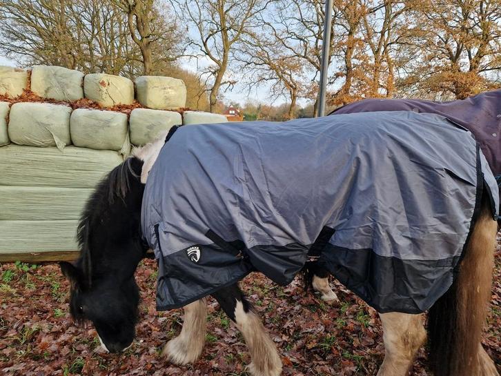 *Black Friday korting!* Winterdeken Horka 200g, Dieren en Toebehoren, Paarden en Pony's | Dekens en Dekjes, Zo goed als nieuw