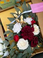 Zijdebloemen voor aan een spiegel, Ophalen of Verzenden, Zo goed als nieuw