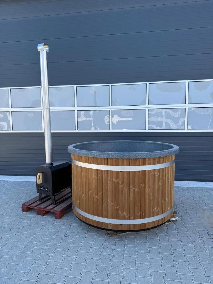 Demo model Hottub WEG = WEG, Tuin en Terras, Bubbelbaden en Hottubs, Nieuw, Vast, Ophalen of Verzenden