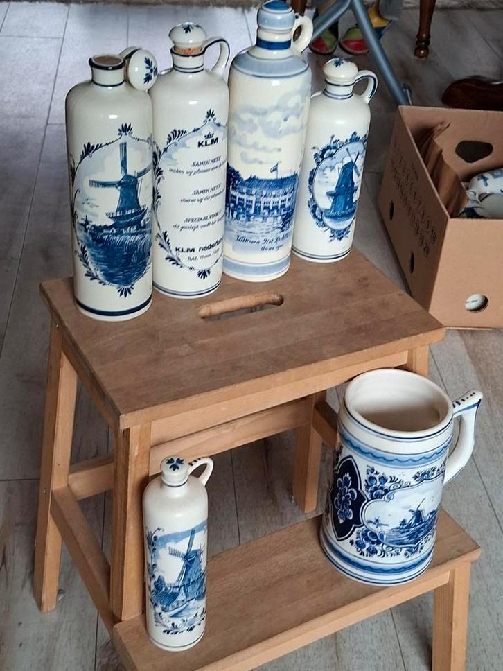 Delfts blauw. Jeneverflessen, Antiek en Kunst, Antiek | Keramiek en Aardewerk, Ophalen