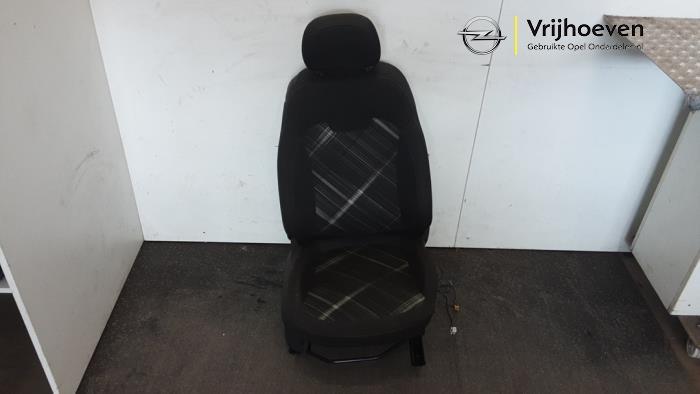 Stoel rechts van een Opel Corsa (Corsa E 15-), Auto-onderdelen, Interieur en Bekleding, Opel, Gebruikt, 3 maanden garantie, Ophalen of Verzenden