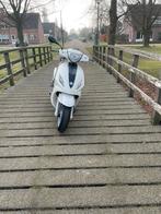 Piaggio New Fly 50cc 4T Snorscooter – Veel vernieuwd, Fietsen en Brommers, Scooters | Piaggio, Ophalen, Gebruikt, 49 cc, Fly