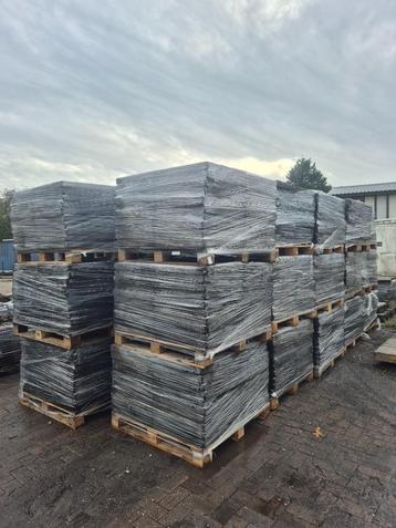 Grote partij betontegels 50x50x6 cm - Antraciet beschikbaar voor biedingen