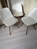 4 Witte Eetkamerstoelen, Ophalen, Kunststof, Gebruikt, Wit