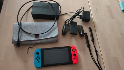 Nintendo Switch V2, Spelcomputers en Games, Spelcomputers | Nintendo Switch, Gebruikt, Switch 2019 Upgrade, Met 2 controllers