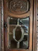 Oude kast, Antiek en Kunst, Ophalen