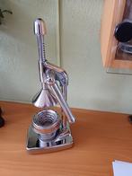 Zwaar verchroomde citroen/sinaasappel handpers 47cm hoog, Ophalen of Verzenden, Nieuw, Citruspers