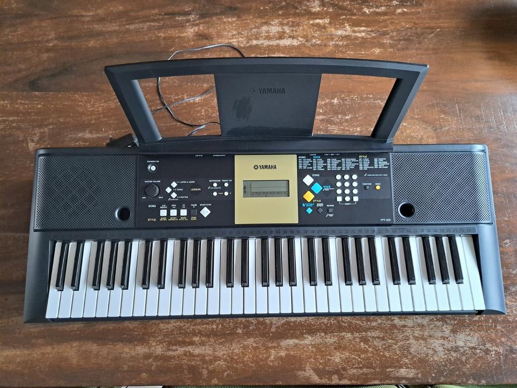 Yamaha YPT-220 Keyboard - Zo goed als nieuw!, Muziek en Instrumenten, Keyboards, Ophalen, Zo goed als nieuw, 61 toetsen, Yamaha