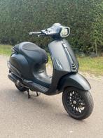 Vespa sprint 2022! Black x carbon! Full malossi 80cc! AKRA!, Fietsen en Brommers, Scooters | Vespa, Ophalen of Verzenden