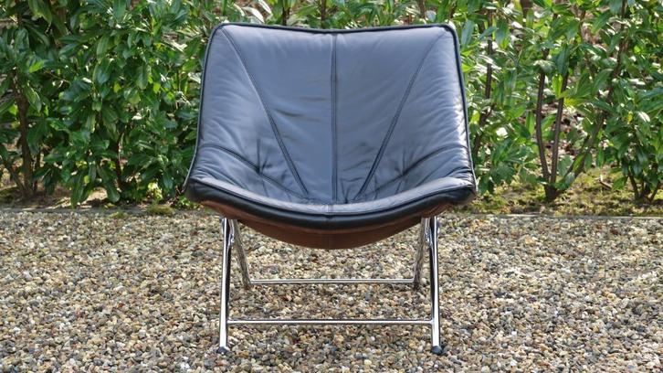 Molinari Teun van Zanten zwart leren fauteuil., Huis en Inrichting, Fauteuils, Leer, 50 tot 75 cm, Minder dan 75 cm, Ophalen of Verzenden
