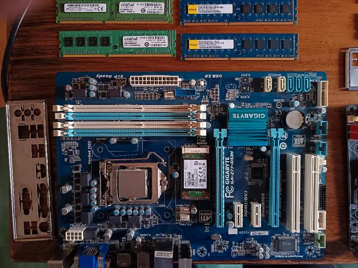 Moederborden 1155 met cpu en geheugen, Computers en Software, Moederborden, Nieuw, Intel, DDR3, Ophalen of Verzenden