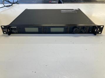 Shure UR4D + UR1 (L3E) (638.000 - 698.000 MHz) beschikbaar voor biedingen