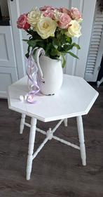 mooie oud, brocante bijzettafeltje, Ophalen
