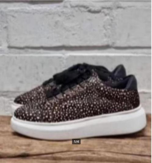 SIREN -Prachtige leren sneakers maat 39 - Nieuw €120, Kleding | Dames, Schoenen, Nieuw, Sneakers of Gympen, Ophalen of Verzenden