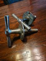 2 Antieke Scheepsbolders in Originele Staat, Ophalen of Verzenden, Gebruikt, Dekbeslag, Zeilboot of Motorboot