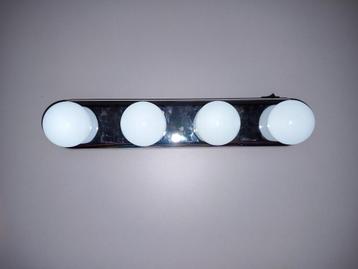 MAKE-UP LAMP beschikbaar voor biedingen