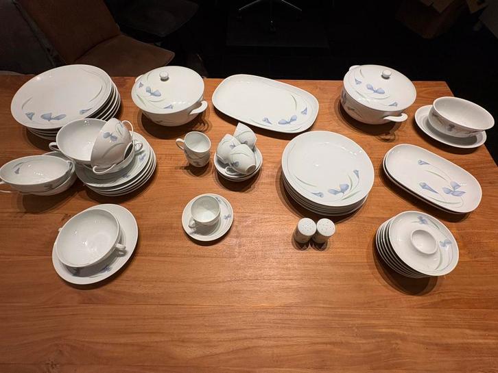 Arzberg Bavaria Midnight servies. Wit met paarse Iris., Antiek en Kunst, Antiek | Servies compleet, Ophalen