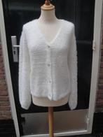 Offwhite fluffig vestje in maat L (nieuwstaat), Ophalen of Verzenden, Zo goed als nieuw, Maat 42/44 (L), Wit
