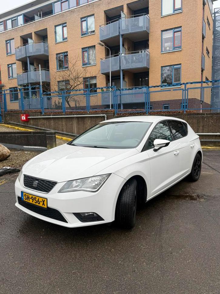 Seat Leon 1.2 TSI 105PK 2013 Wit, Auto's, Seat, Particulier, Leon, ABS, Airbags, Airconditioning, Alarm, Bluetooth, Bochtverlichting