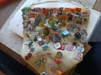 Oude verzameling pins, Verzamelen, Speldjes, Pins en Buttons, Ophalen of Verzenden, Gebruikt, Overige onderwerpen, Speldje of Pin