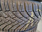 Winterbanden Continental op LM velgen 5x114.3 Hyundai i30, Auto-onderdelen, Banden en Velgen, Ophalen