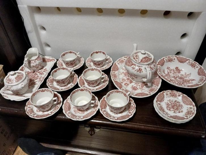Ridgway of staffordshire swevies delen,rood, Huis en Inrichting, Keuken | Servies, Zo goed als nieuw, Overige typen, Overige stijlen