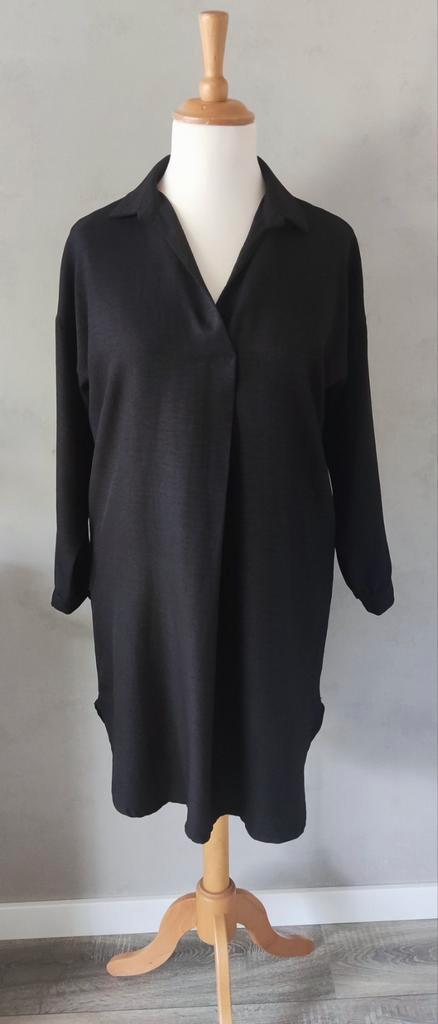 Guts & Gusto zwarte jurk/tuniek maat 42-44, Kleding | Dames, Jurken, Zo goed als nieuw, Maat 42/44 (L), Zwart, Onder de knie, Ophalen of Verzenden