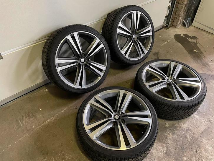 5x112 19 inch Seat leon cupra wielen + winterbanden, Auto-onderdelen, Banden en Velgen, Banden en Velgen, Winterbanden, 19 inch